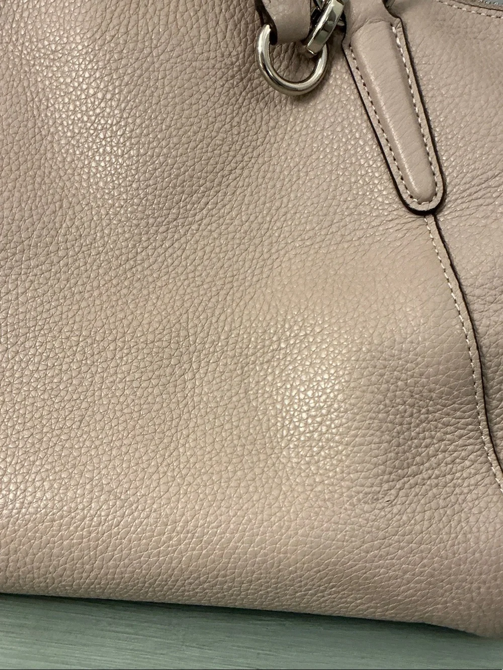 Coach F28993 Kelsey Pebbled Leather Shoulder Satchel Crossbody in Grayish Taupe - Picture 7 of 14